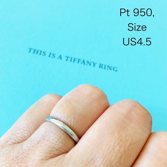 Tiffany & Co. Classic Ring Band Wedding Pt Platinum 950, 2 mm wide, size 4.5(US) - Picture 4 of 6